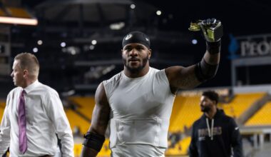 Former Dallas Cowboys star Micah Parsons swaps jerseys with Oilers’ Connor McDavid