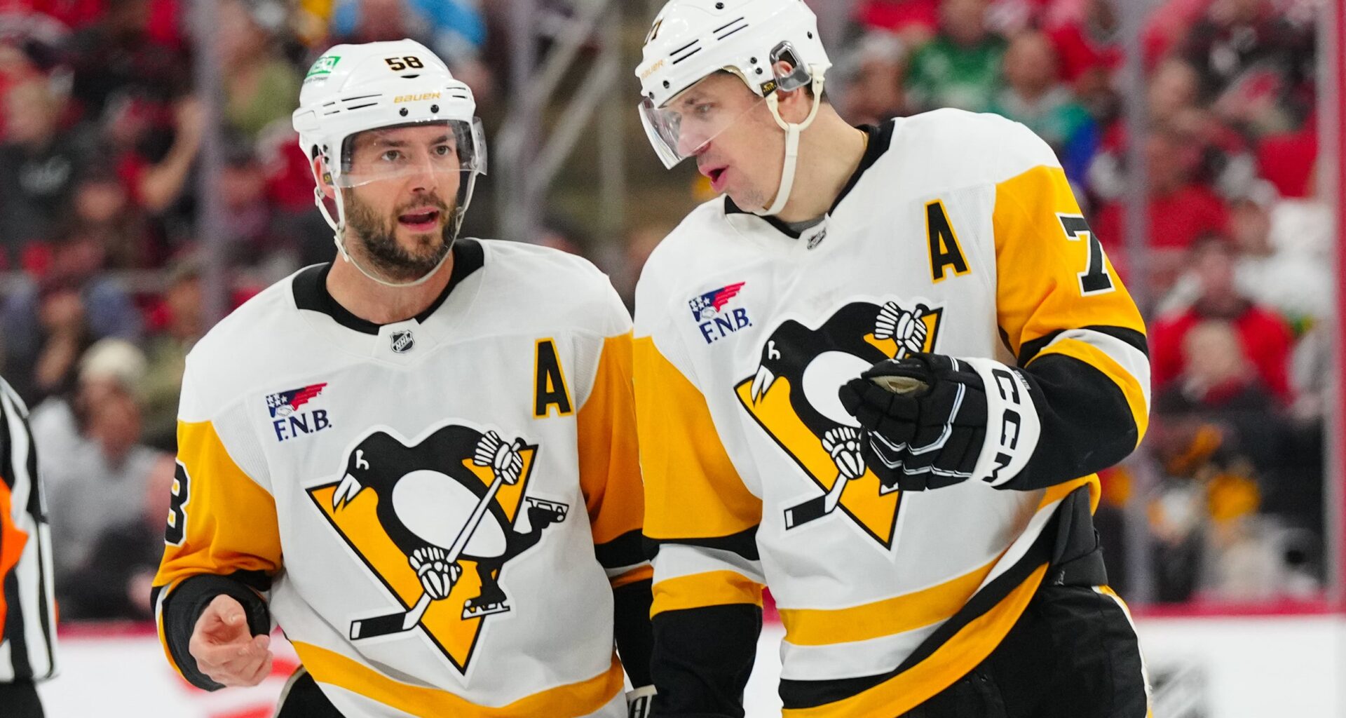 Penguins Insider: Malkin Future; Letang Candid