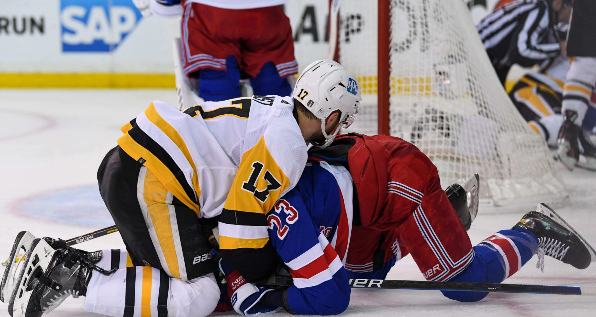 Trade Deadline Heat; Rangers Purge? Penguins Learning