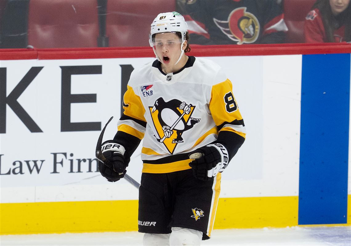 Penguins pick up critical shootout win against Senators as Sidney Crosby leaves game