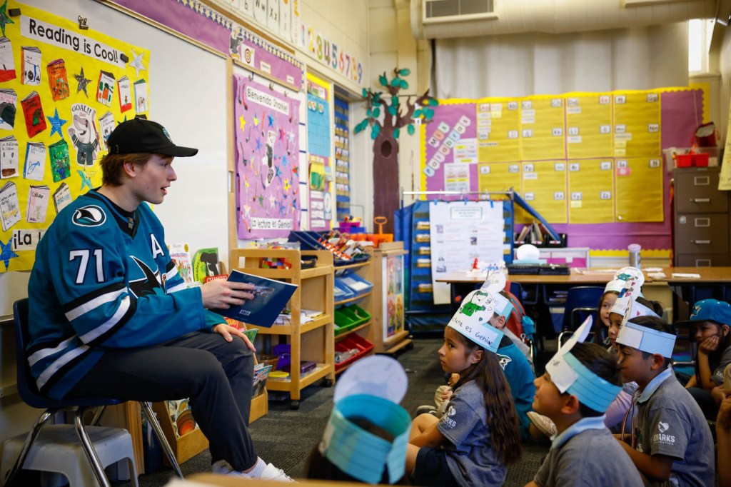 Sharks’ players promote reading at elementary school in San Jose – The Vacaville Reporter