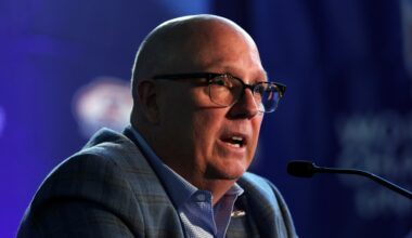 Coach Bob Motzko splits with Gophers hockey