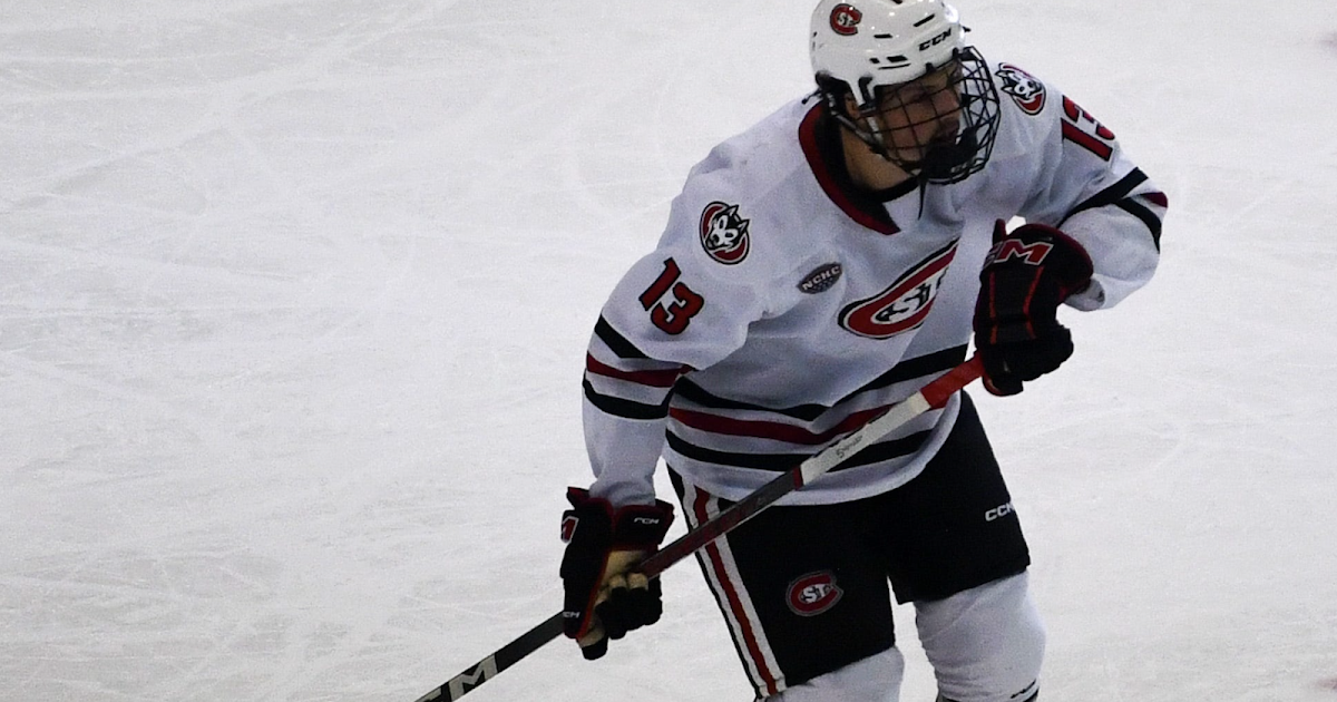 Calgary Flames Sign Top College Free Agent