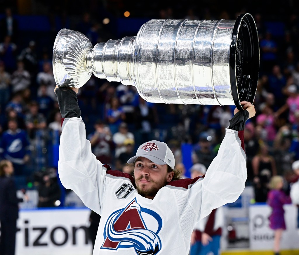 Samuel Girard returns to Colorado, but injured for Penguins-Avs game