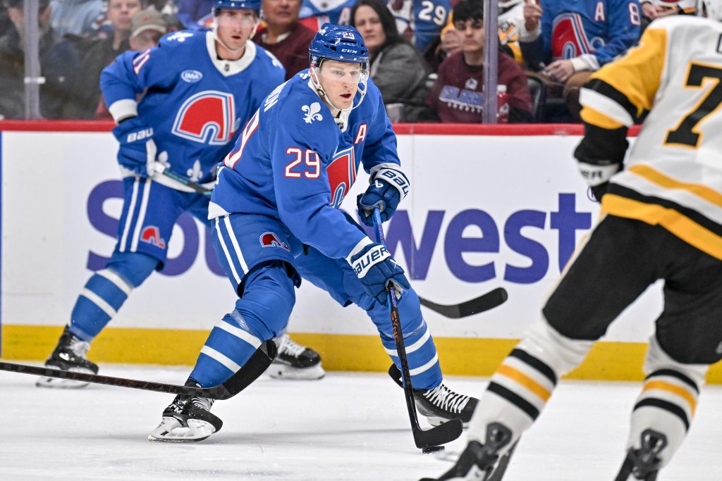 MacKinnon called out Bednar. With Stars next, will Avs coach listen?