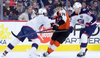 Flyers' lapse in second period costly in 3-2 loss to Blue Jackets