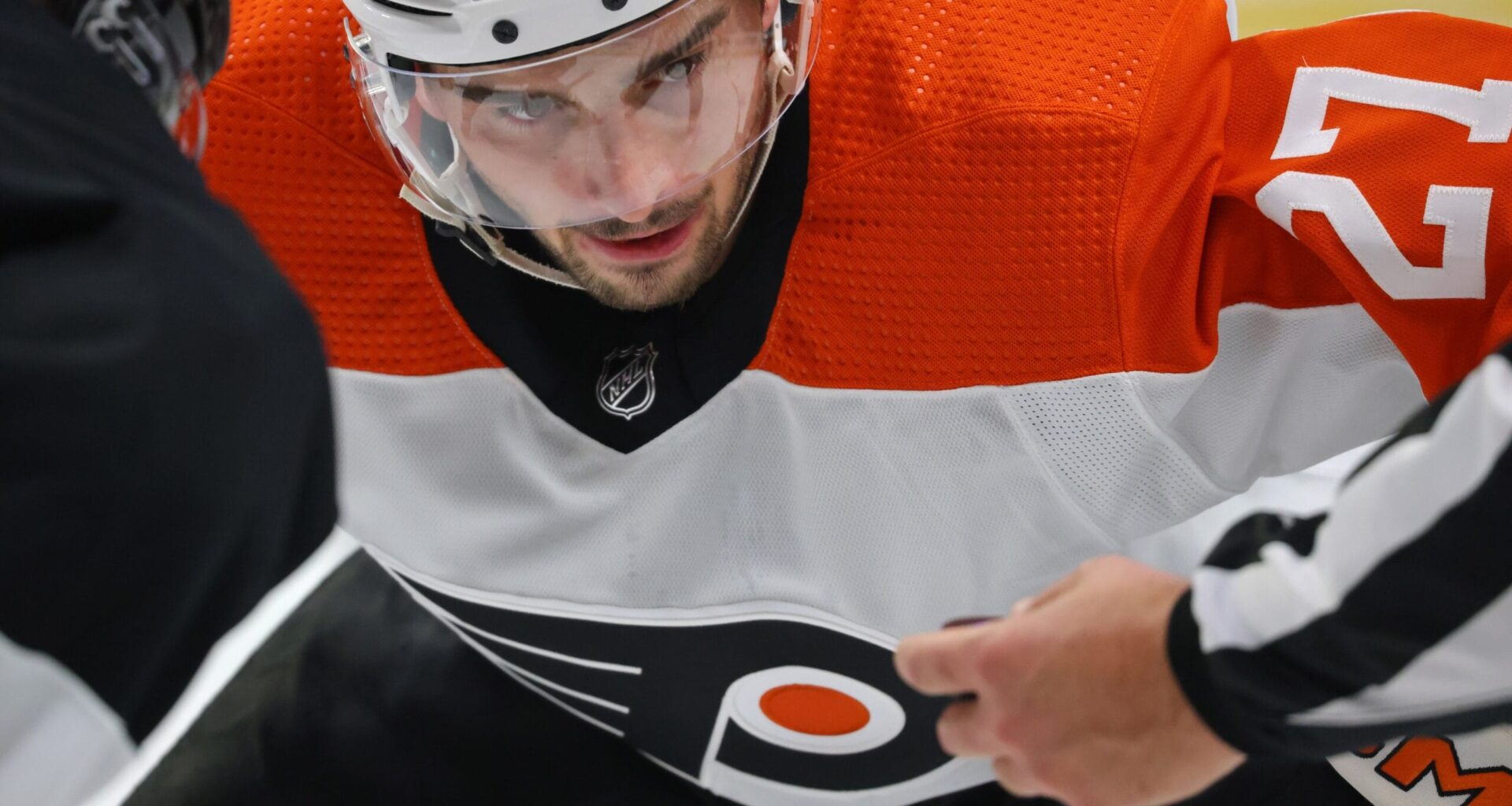 5 other NCAA players who joined the Flyers late like Porter Martone