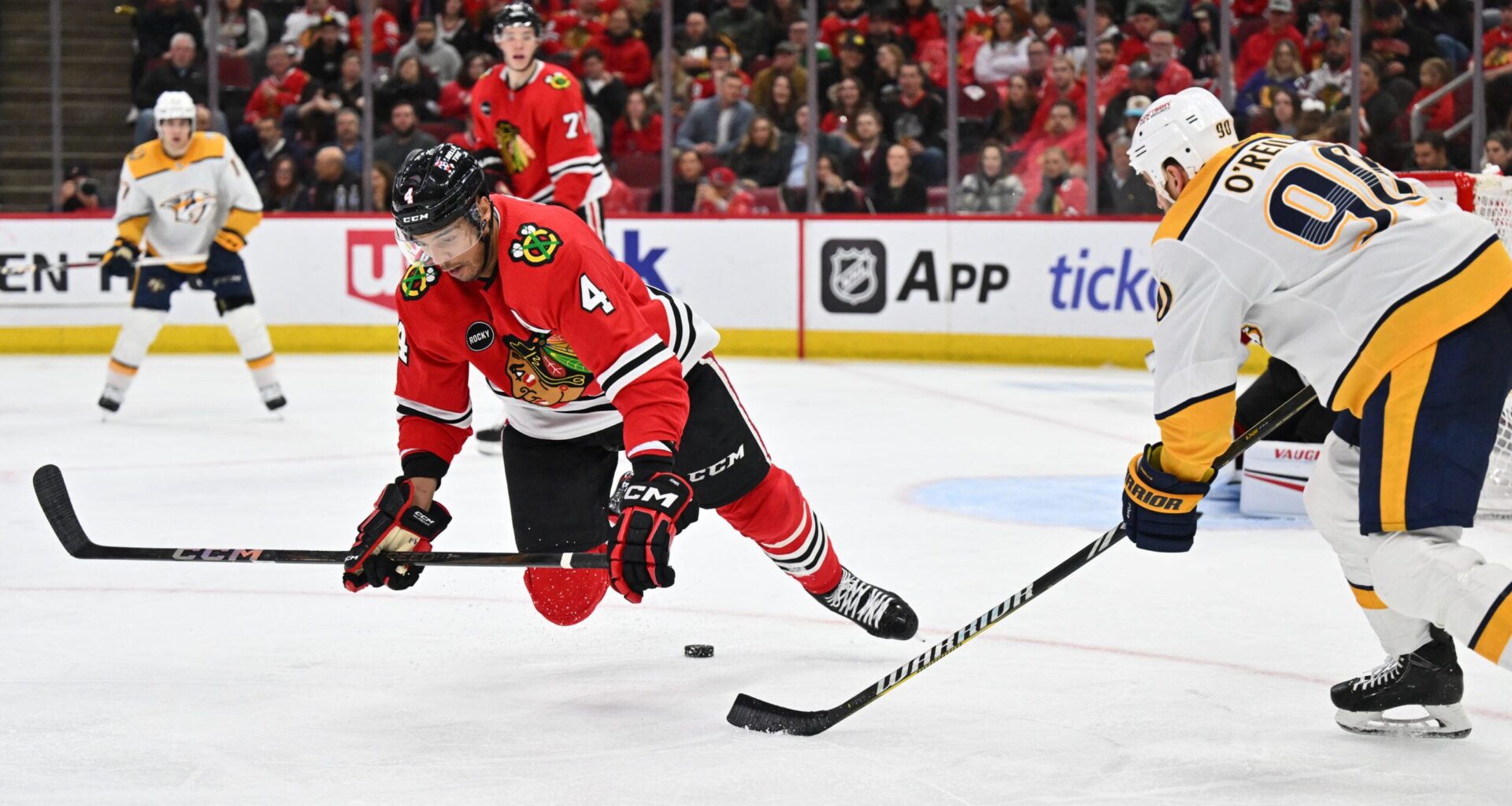 Blackhawks and Predators in some Central Division Sunday Action