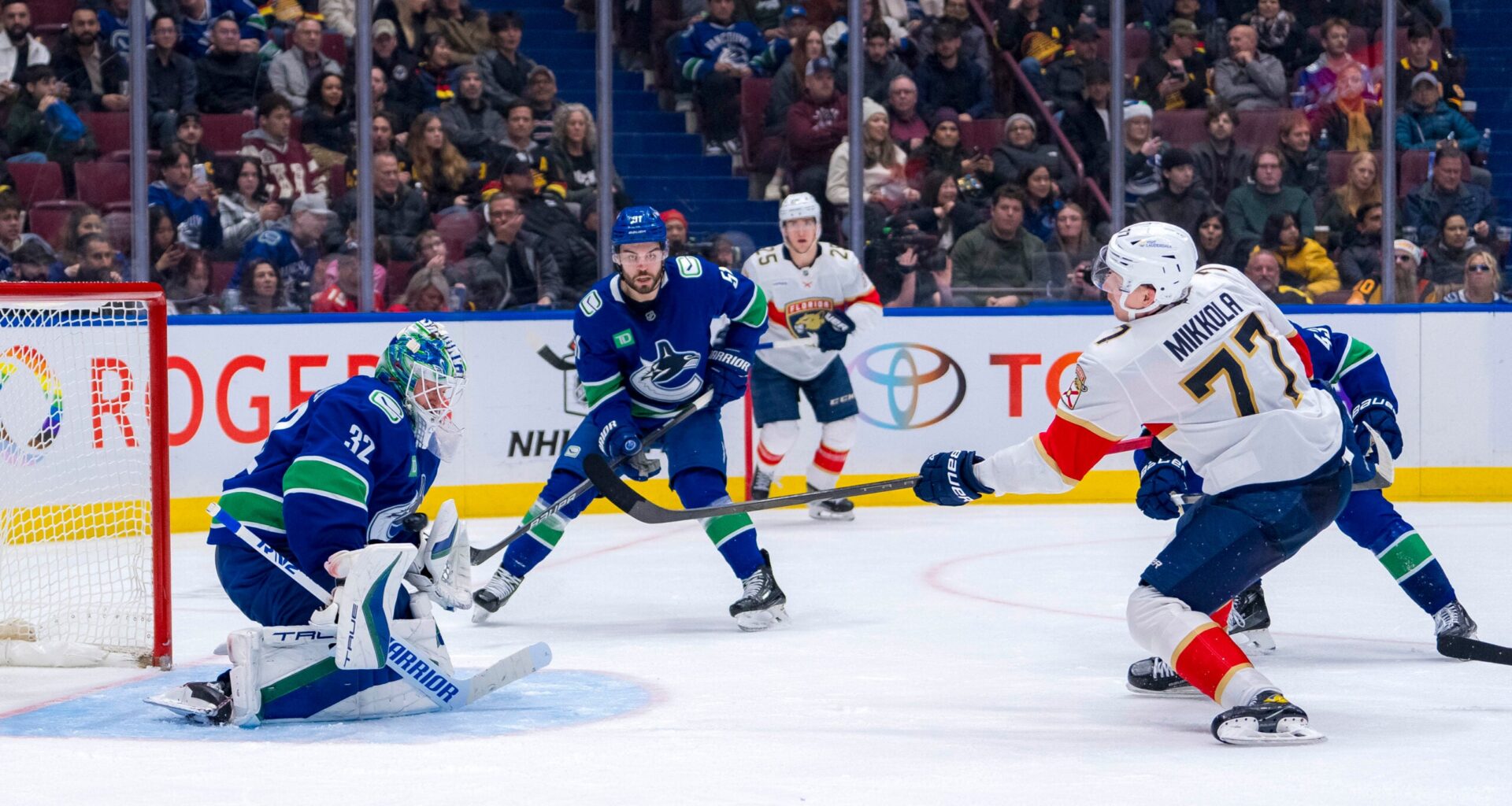 Florida Visits Vancouver as Canucks Continue Long Home Stand