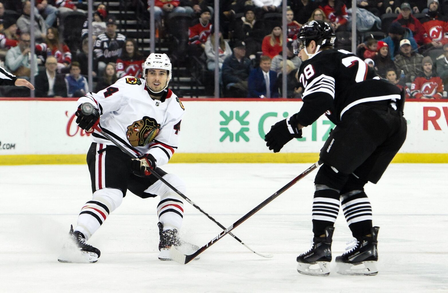 Gold Lion: Blackhawks at Devils Preview