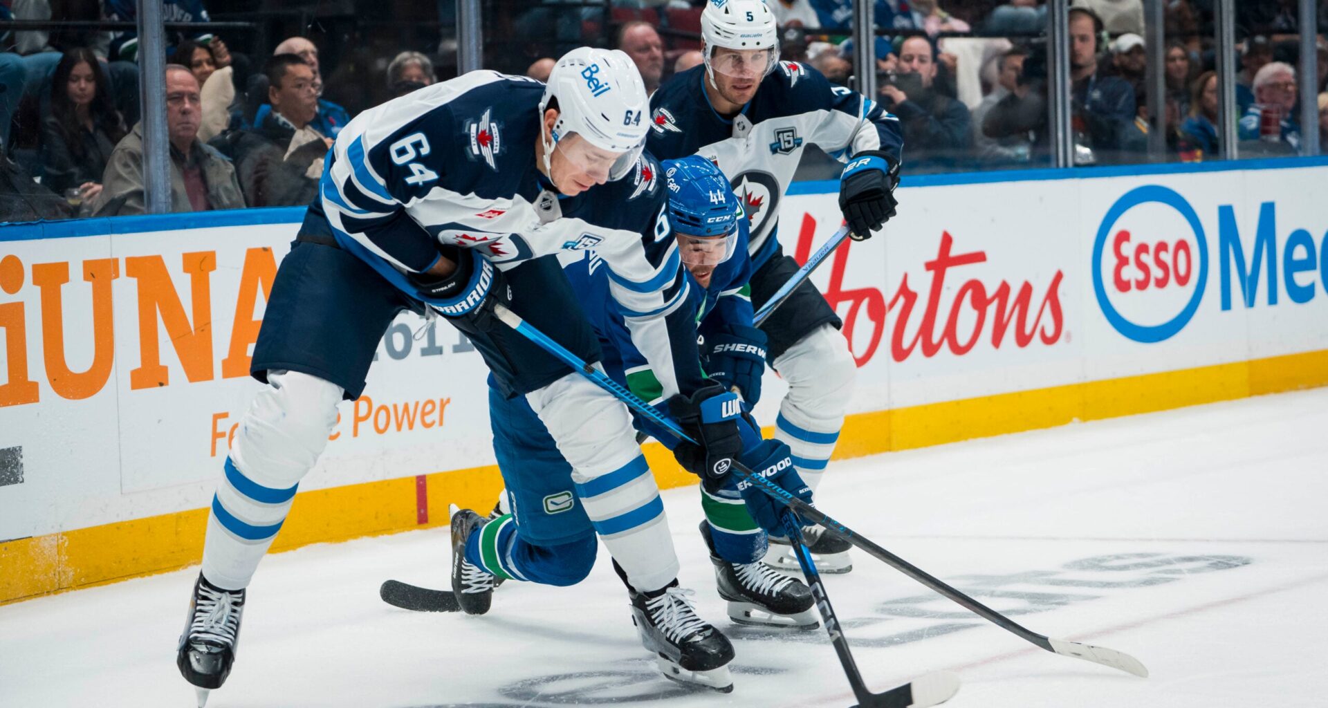 Winnipeg Jets Trade Pair of Big Defencemen to the Buffalo Sabres - LWOS Hockey