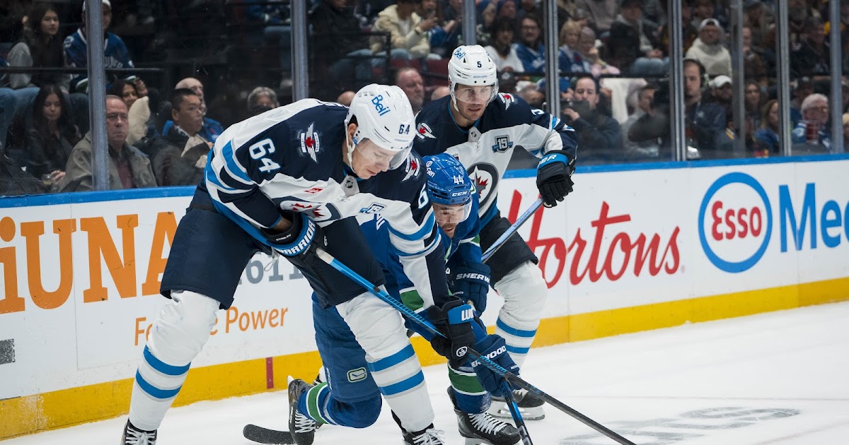 TRADE WATCH: Winnipeg Jets Scratch Luke Schenn & Logan Stanley