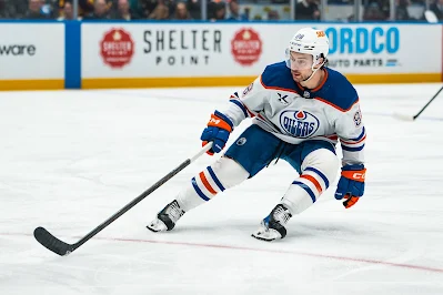 Edmonton Oilers forward Andrew Mangiapane