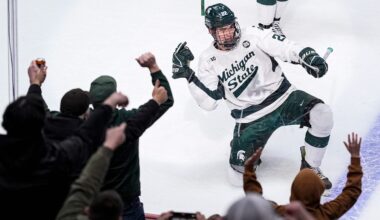 Flyers prospect Porter Martone has statement game in NCAA tournament
