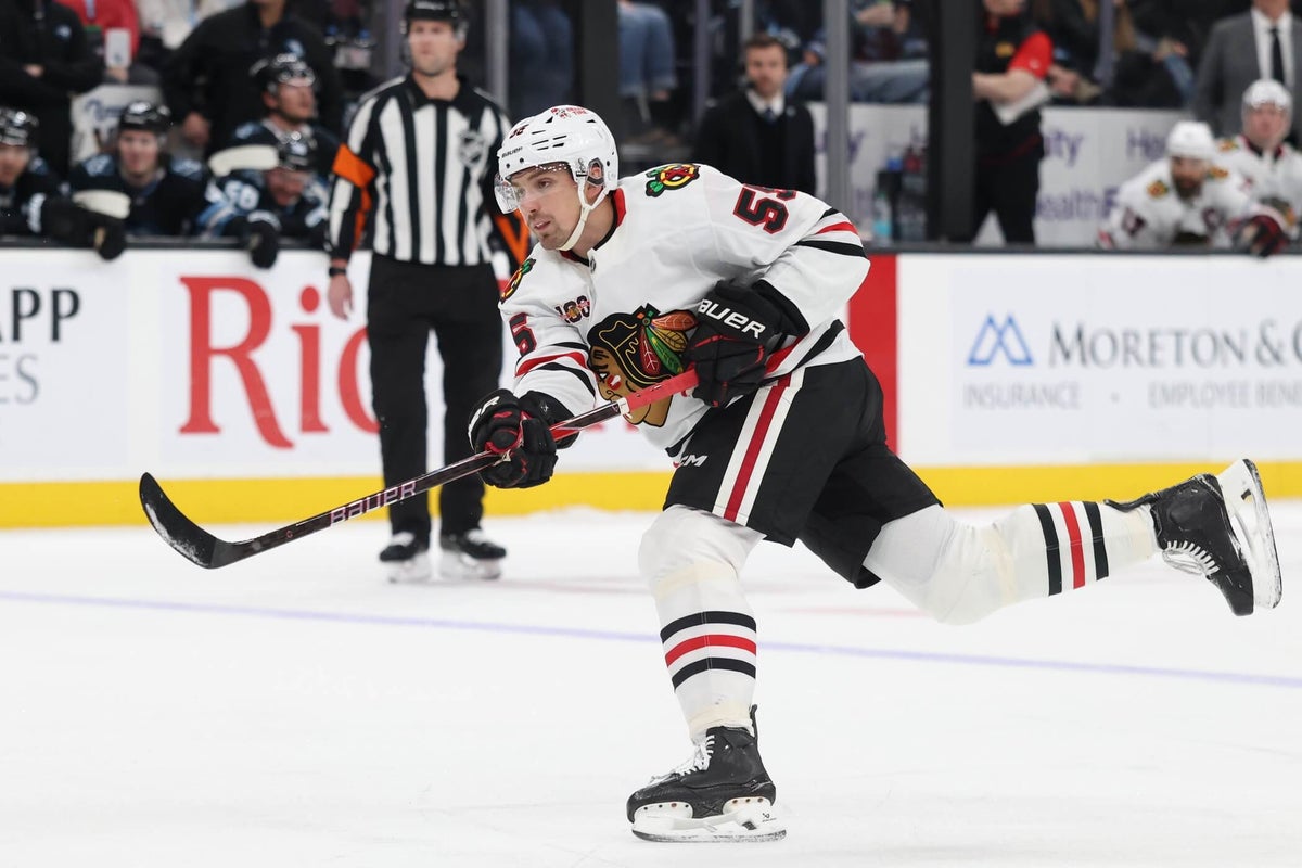 Artyom Levshunov finds his balance as Blackhawks shut out Mammoth