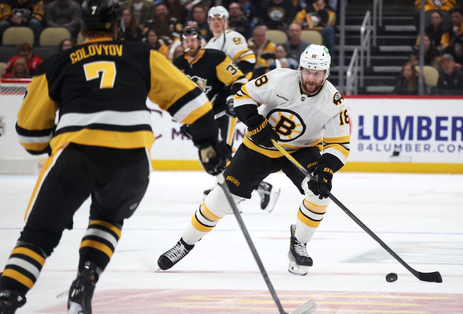 3 Stars: Pavel Zacha can't save Bruins from latest collapse - 98.5 The Sports Hub