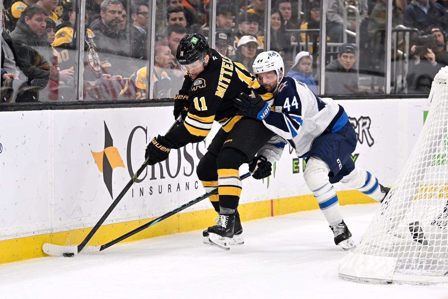 3 Stars: Balanced attack powers Bruins over Jets - 98.5 The Sports Hub