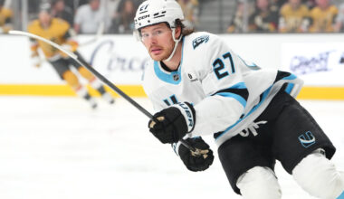 Barrett Hayton Out Week-To-Week With Upper-Body Injury – Pro Hockey Rumors