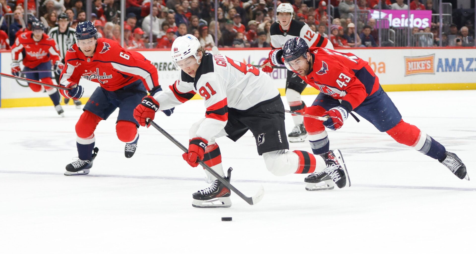 2 Takeaways from Devils' 2-1 Loss to Capitals - The Hockey Writers - New Jersey Devils