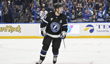 Lightning rally back from two goals down to beat the Senators, 4-2