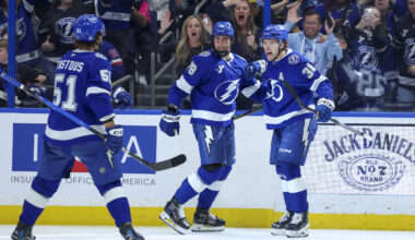 Lightning come back to beat Predators, 3-2