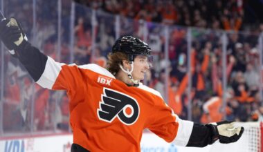 Flyers are building some real momentum between playoffs chase, Porter Martone contract