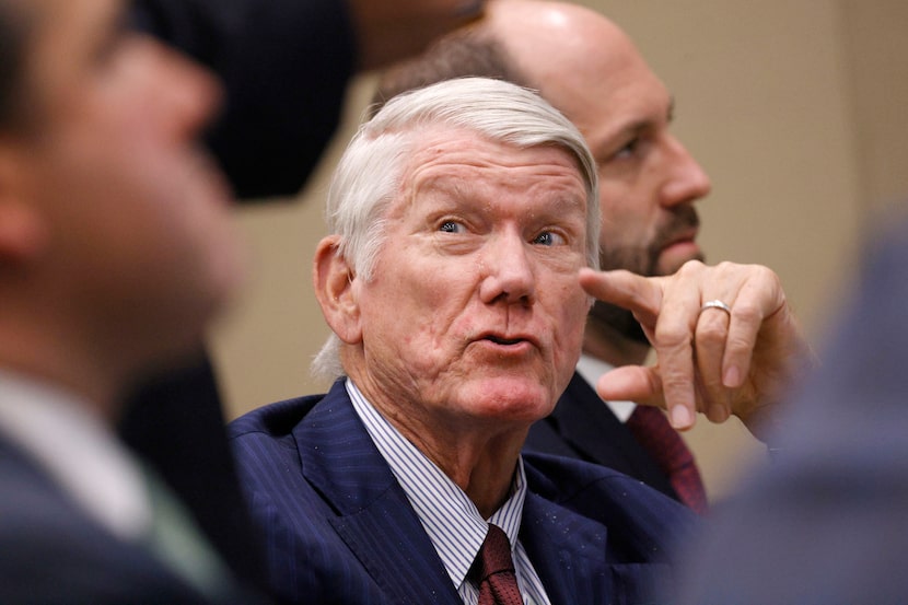 Dallas Mavericks lawyer Chip Babcock gestures during a hearing concerning the Dallas...