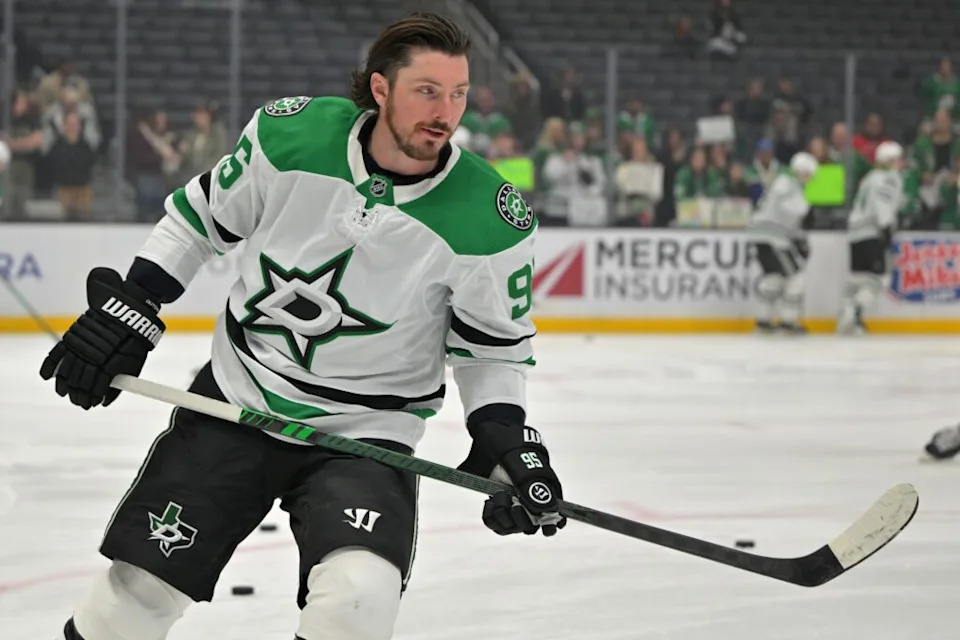 Jan 12, 2026; Los Angeles, California, USA; Dallas Stars center Matt Duchene (95) warms up prior to the game against the Los Angeles Kings at Crypto.com Arena. Mandatory Credit: Jayne Kamin-Oncea-Imagn Images