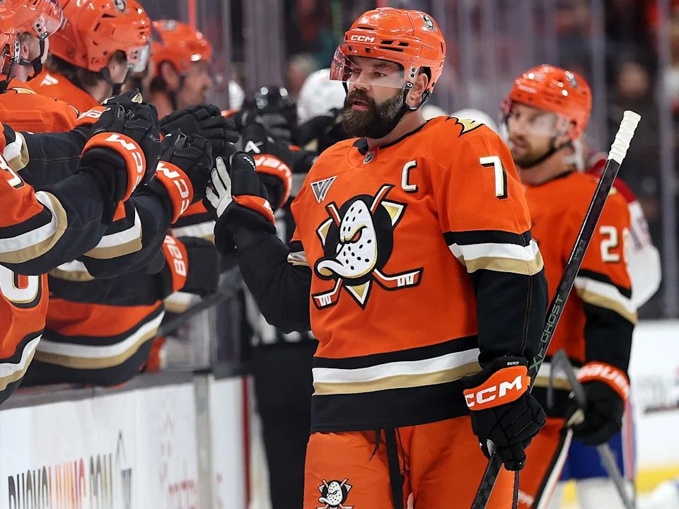  Radko Gudas #7 of the Anaheim Ducks is congratulated at the bench after scoring a goal during the first period of a game against the Montréal Canadiens at Honda Center on March 06, 2026 in Anaheim, California.