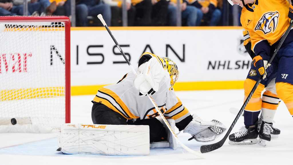 Forsberg's 3-point game, Wood's 2 goals lead Predators past Bruins 6-3