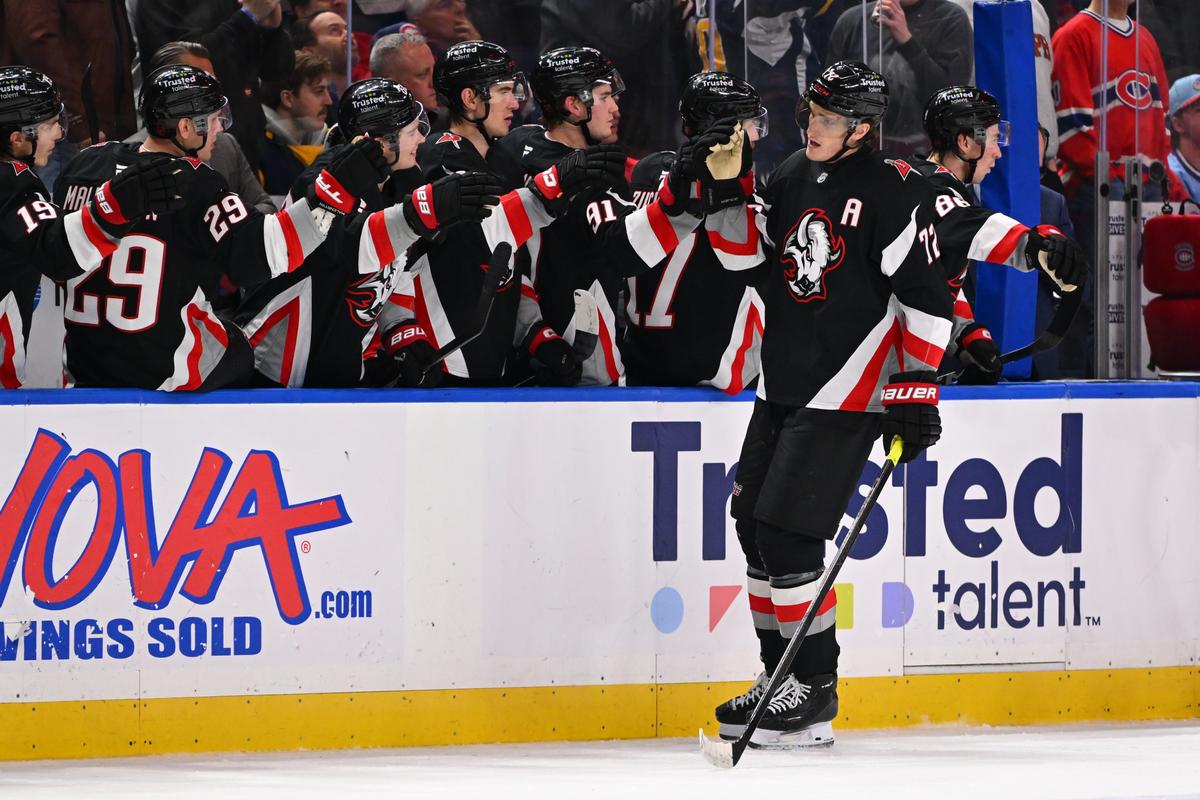 Inside The Sabres' Thrilling Game Against Tampa Bay Lightning