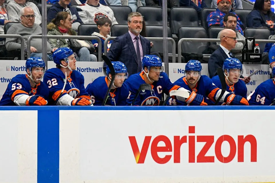 Patrick Roy reacts during the Islanders’ March 1 win over the Panthers. Imagn Images
