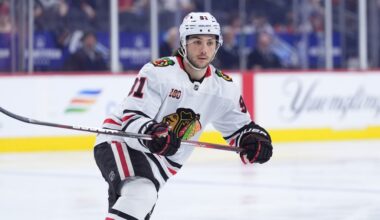 Chicago Blackhawks allow 2 goals in 19 seconds in loss