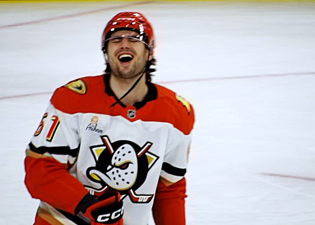 Ducks Cutter Gautheir