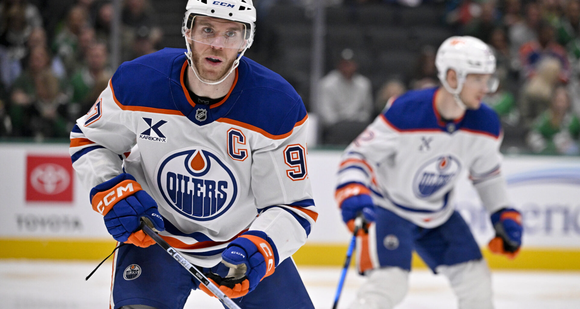 Edmonton Oilers center Connor McDavid (97) skates against the Dallas Stars