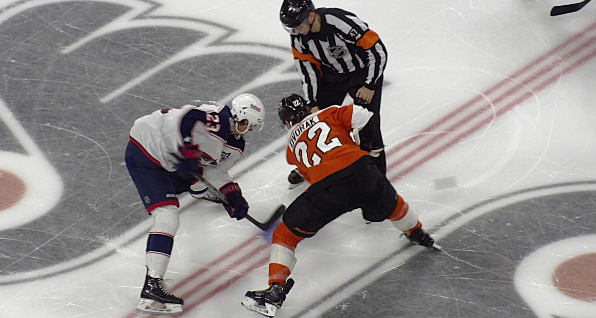 Flyers miss out on valuable point, lose 2-1 to Blue Jackets in shootout ► FLYERS NITTY GRITTY