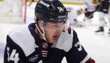 Recap: Avalanche survive with 3-1 win over Blackhawks