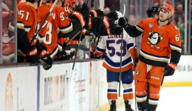 Ducks 5 (EN), Islanders 1: Toss it out