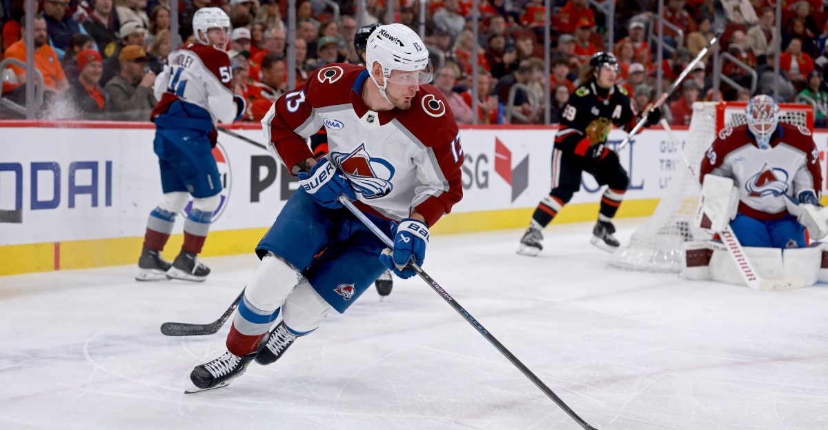 Recap: Colorado clinches playoff berth in 4-1 win over Chicago