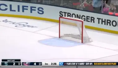 Cole Sillinger with a Goal vs. Seattle Kraken