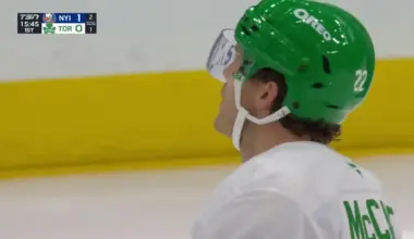 Brayden Schenn with a Powerplay Goal vs. Toronto Maple Leafs