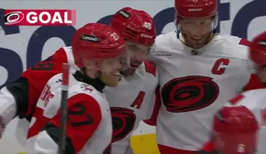 Jordan Martinook with a Goal vs. Tampa Bay Lightning