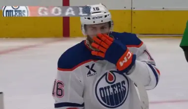 Jason Dickinson with a Goal vs. Dallas Stars