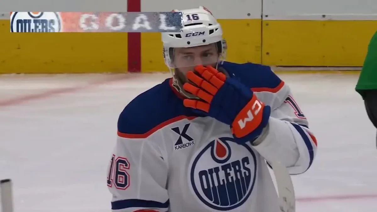 Jason Dickinson with a Goal vs. Dallas Stars