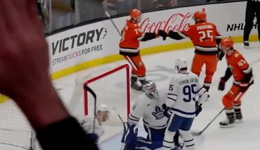 John Carlson scores first goal with Anaheim Ducks