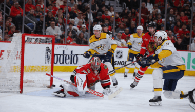 Forsberg scores twice, Predators edge Blackhawks in OT for 4th straight win