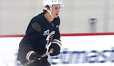 First Look at Porter Martone as a Flyer ► FLYERS NITTY GRITTY