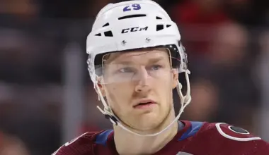 Nathan MacKinnon urges Avalanche to figure out divisional opponent before playoffs
