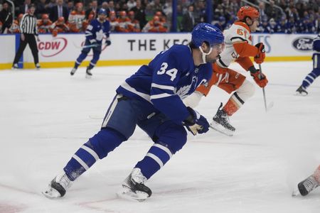 Maple Leafs Captain Matthews Out for Season with Torn Knee Ligament