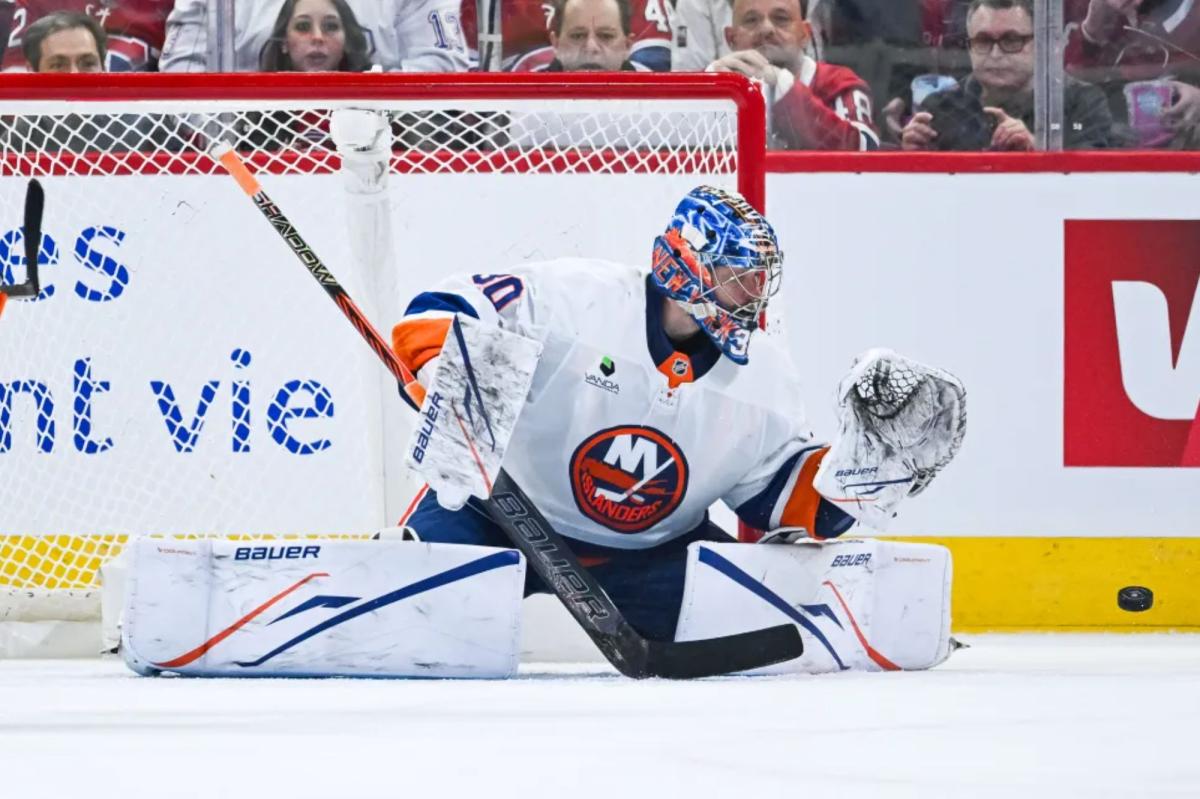 Patrick Roy playing coy with Islanders' goalie decision heading into key game vs. Blue Jackets
